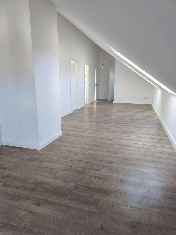 Wohnung zum Mieten in Dreieichenhain 1.150 € 77 m²