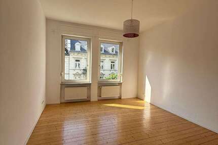 Wohnung zum Mieten in Wiesbaden 880 € 73 m²