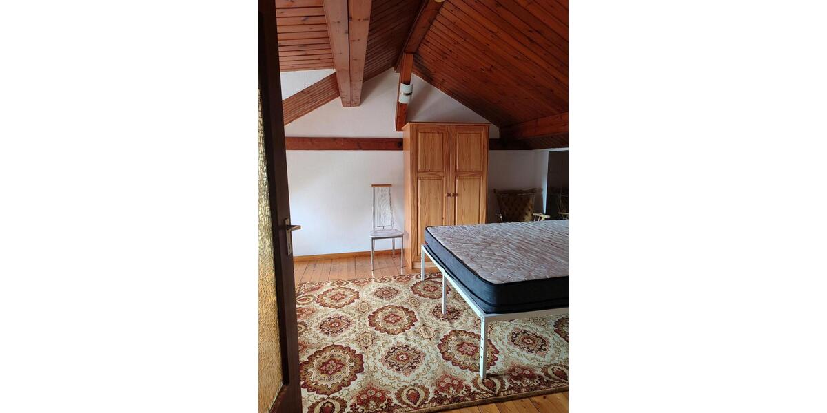 Dachgeschoßwohnung Frankfurt am Main Schwanheim - 1 Zimmer, 35 m&sup2;, 800&euro; | Angebot:26648477
