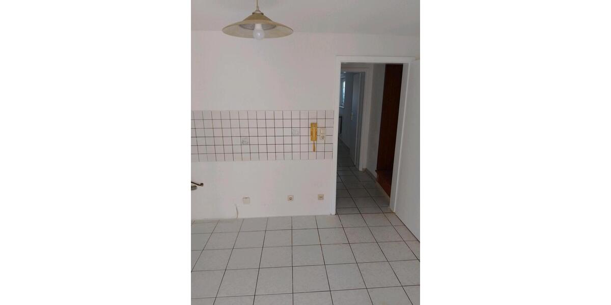 Etagenwohnung Langenselbold - 3 Zimmer, 80 m&sup2;, 900&euro; | Angebot:25613931