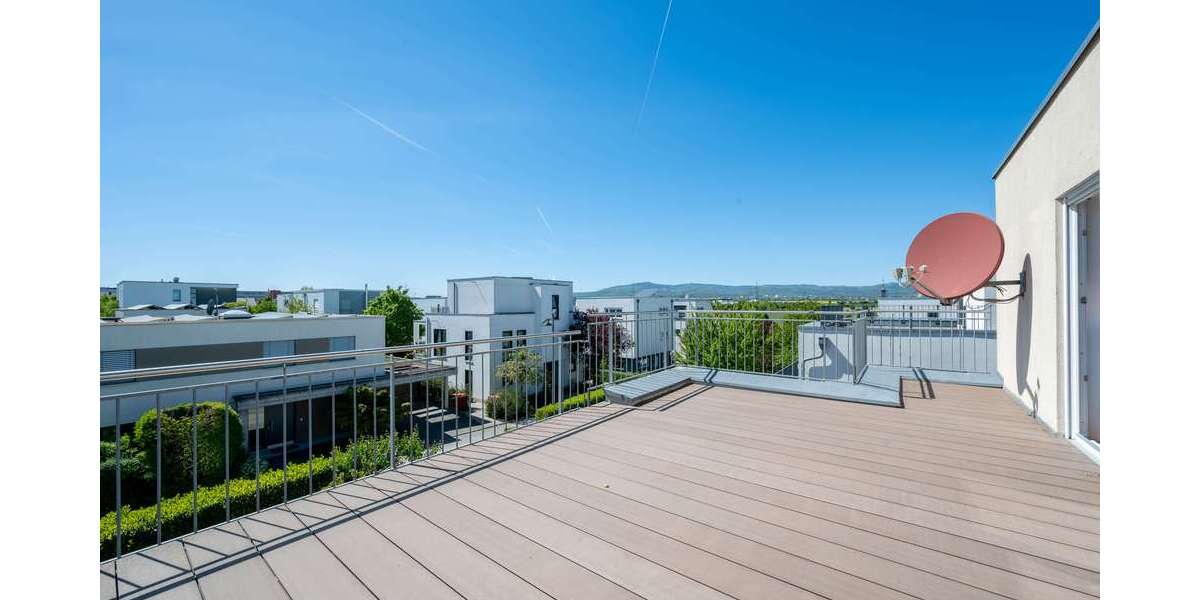 Einfamilienhaus Frankfurt am Main Kalbach - 8 Zimmer, 235 m&sup2;, 4.800&euro; | Angebot:26587821