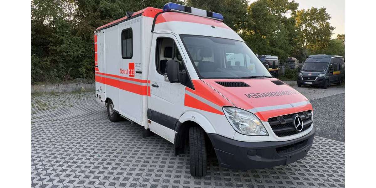 Mercedes-Benz Sprinter 235.000 km 6.800 &euro; Maintal 63477