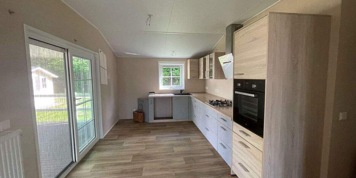 Zuhause im Grünen: Großzügiges Mobilheim mit 4 Zimmern & Terrasse 4 zimmer