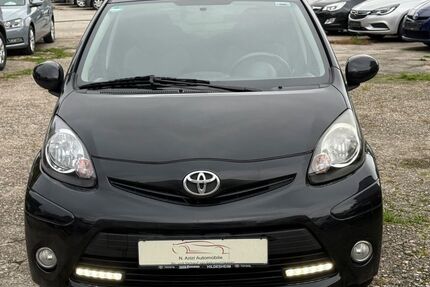 Toyota Aygo (X) 123.000 km 4.350 &euro; Frankfurt am Main 60386