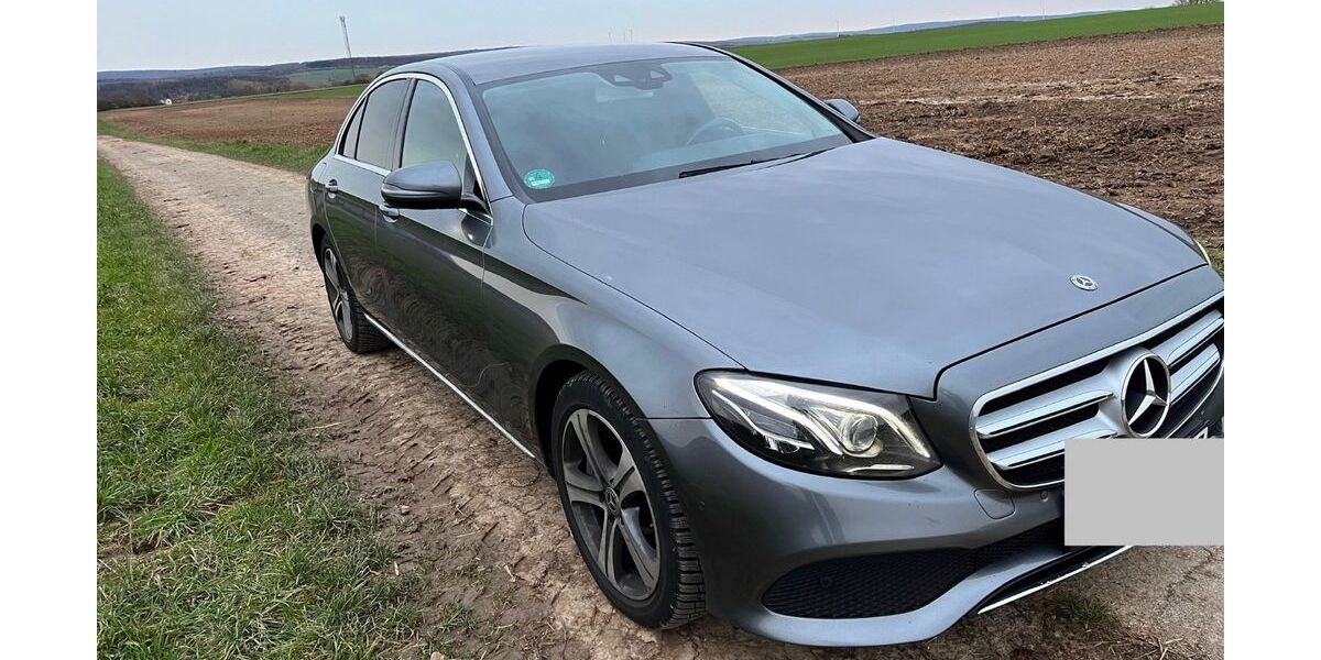 Mercedes-Benz E 400 181.000 km 30.400 &euro; Steinbach 61449