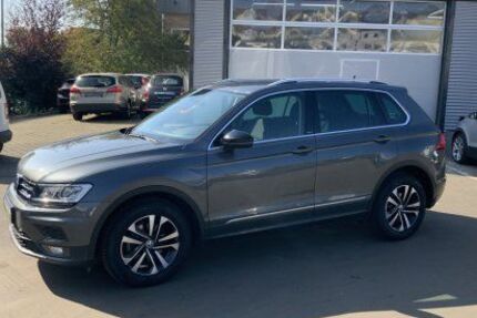 VW Tiguan 75.000 km 22.200 € Friedrichsdorf 61381
