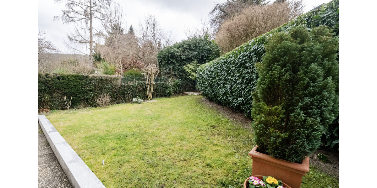 Doppelhaushälfte Königstein im Taunus - 6.5 Zimmer, 163 m&sup2;, 829.000&euro; | Angebot:25822343