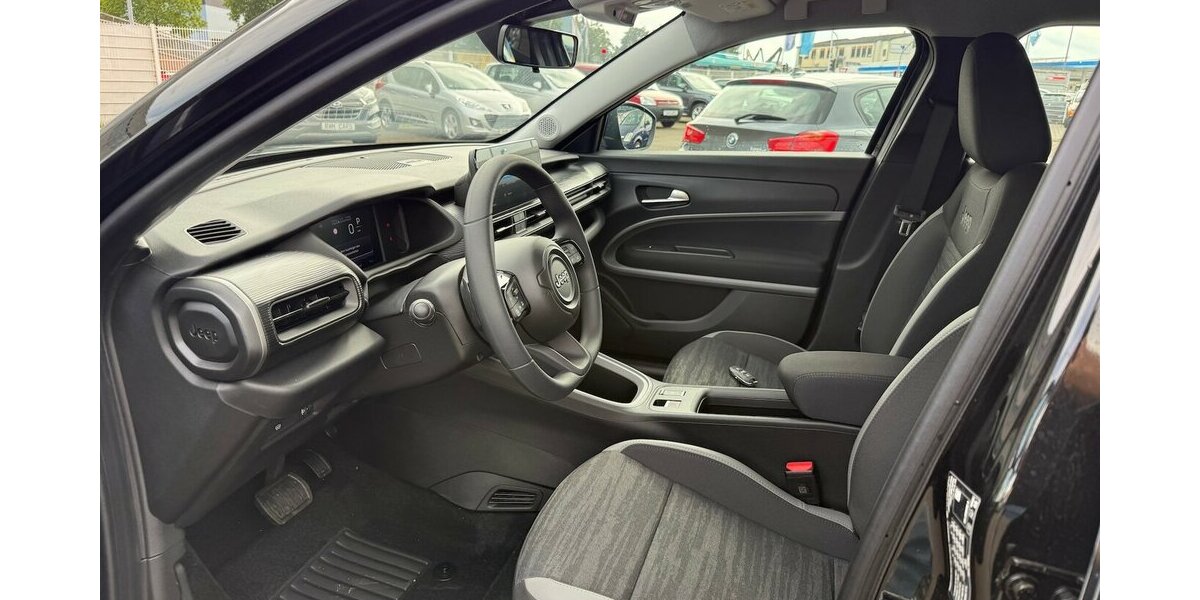 Jeep Avenger 1.2 Longitude Mild-Hybrid/Aktion 2.500 km 21.999 &euro; Frankfurt 60386