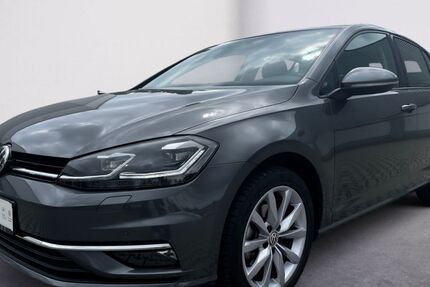 VW Golf 33.688 km 18.640 &euro; Bad Soden 65812