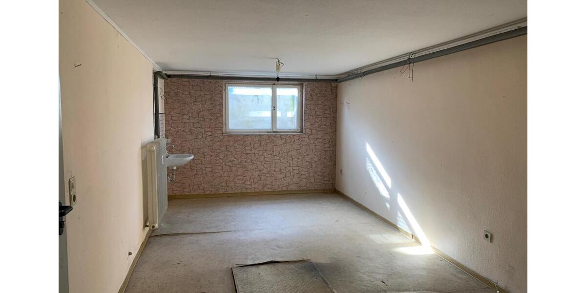 Hobbyraum Büro Lager in Okarben zimmer