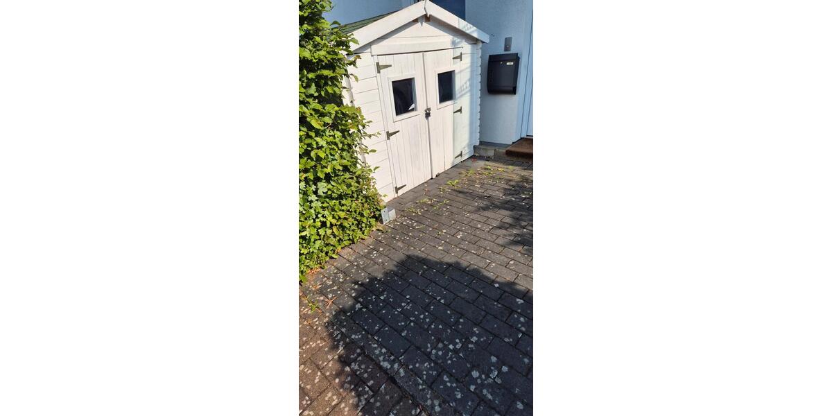 Reihenhaus Hanau Lamboy - 3 Zimmer, 81 m&sup2;, 410.000&euro; | Angebot:26961932