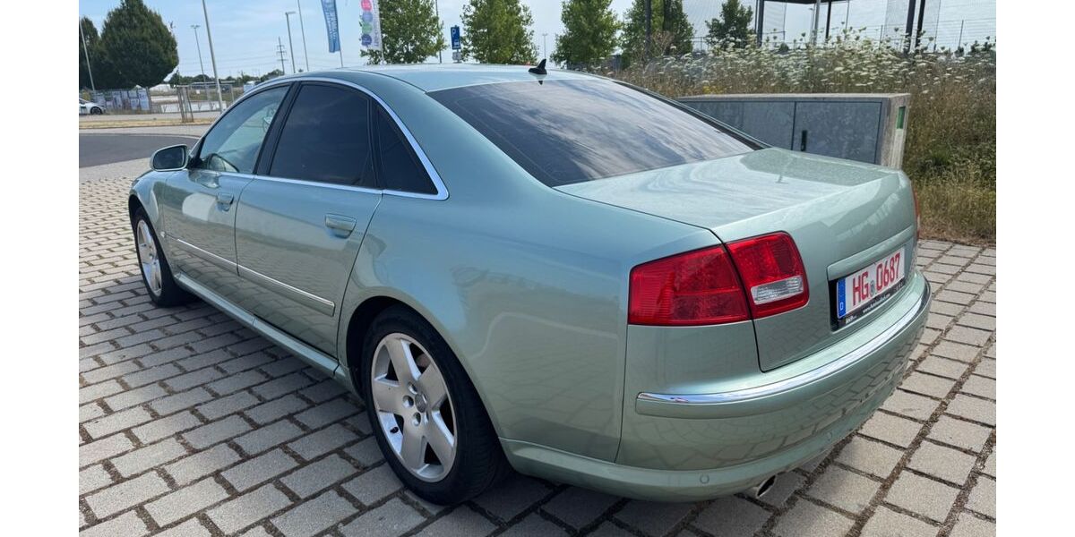 Audi A8 231.000 km 3.999 &euro; Friedrichsdorf bei Frankfurt Main 61381