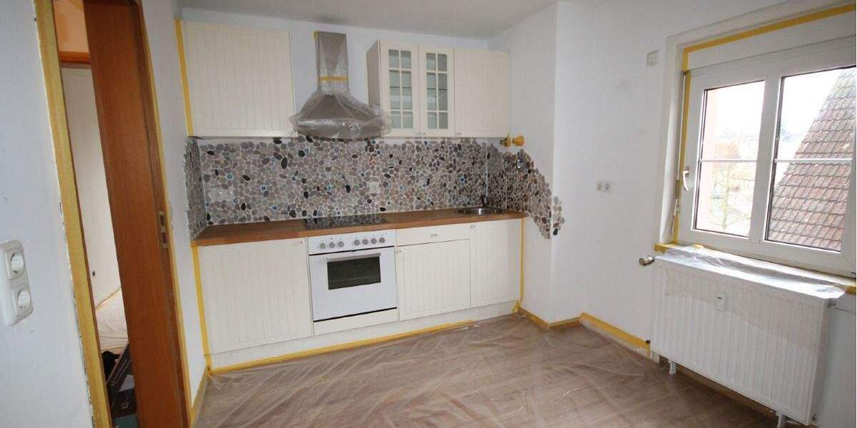 Gemütliche, renovierte 2-DG Wohnung in Eschborn + EBK 2 zimmer