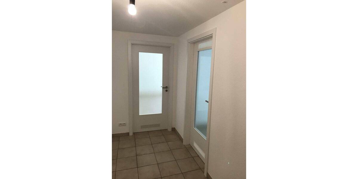 Etagenwohnung Frankfurt am Main Hausen - 2 Zimmer, 65 m&sup2;, 390.000&euro; | Angebot:26886226