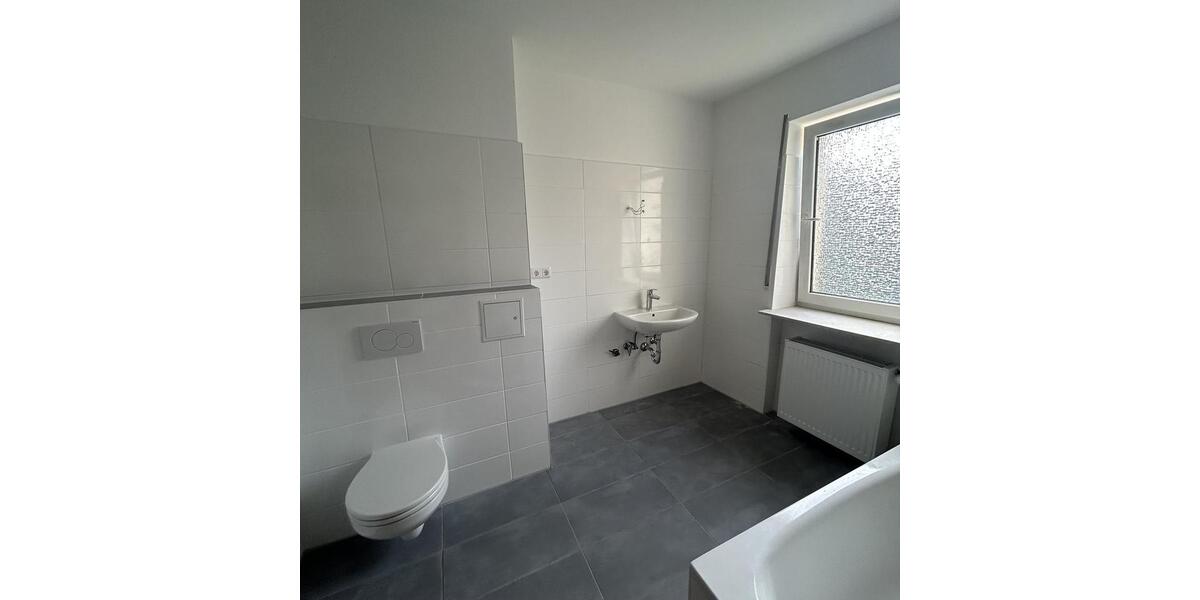 Etagenwohnung Frankfurt am Main Fechenheim - 3 Zimmer, 80 m&sup2;, 1.300&euro; | Angebot:23027842