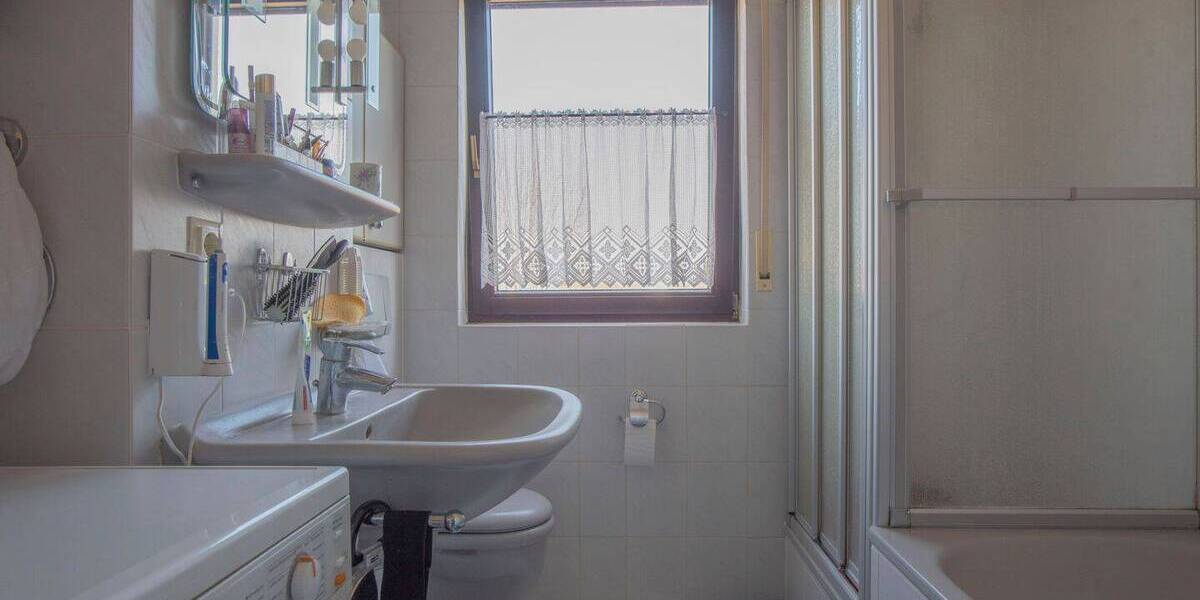 Etagenwohnung Steinbach (Taunus) - 3 Zimmer, 79 m&sup2;, 315.000&euro; | Angebot:26017481