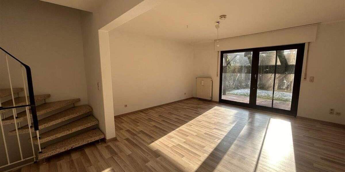 TOP-LAGE: Gepflegtes Reihenhaus mit vielen Extras! 5 zimmer