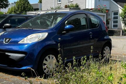 Peugeot 107 147.600 km 1.950 &euro; Frankfurt 60389