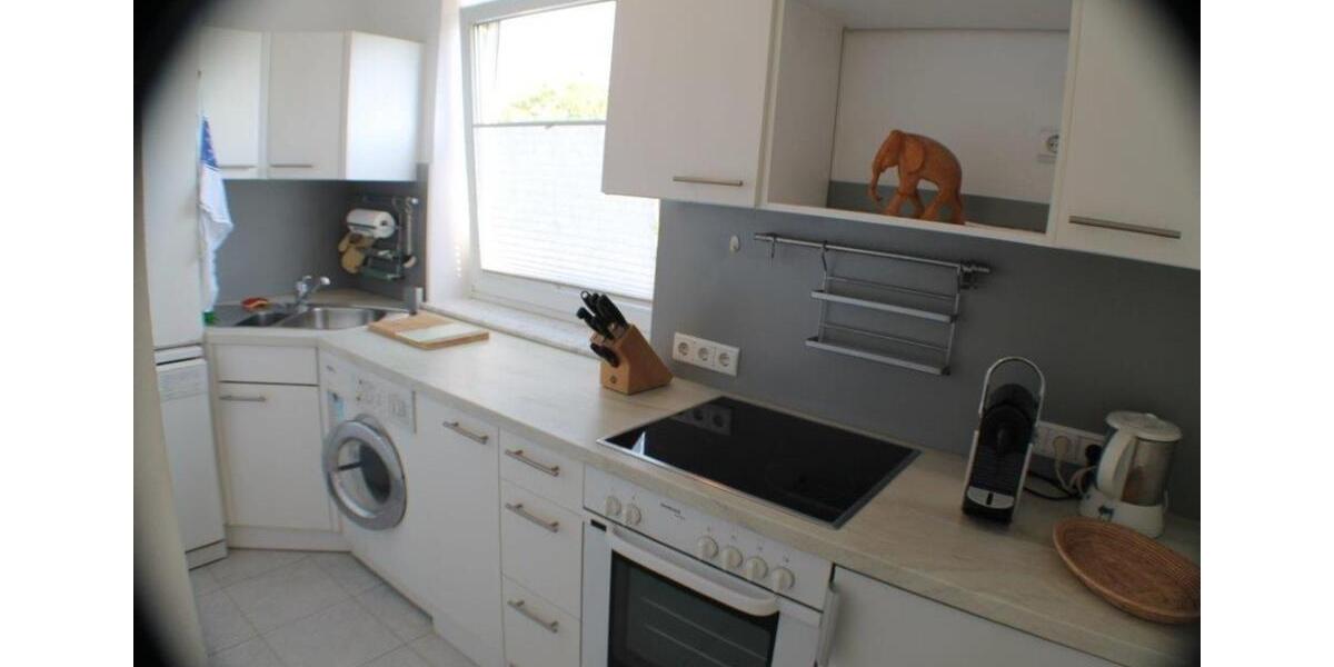 Sonniges möbliertes 1-Zimmer Studio mit Blick über HG Gonzenheim 1 zimmer