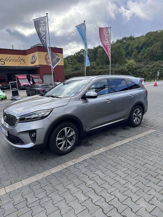 Kia Sorento 77.500 km 28.500 € Frankfurt am Main 65931