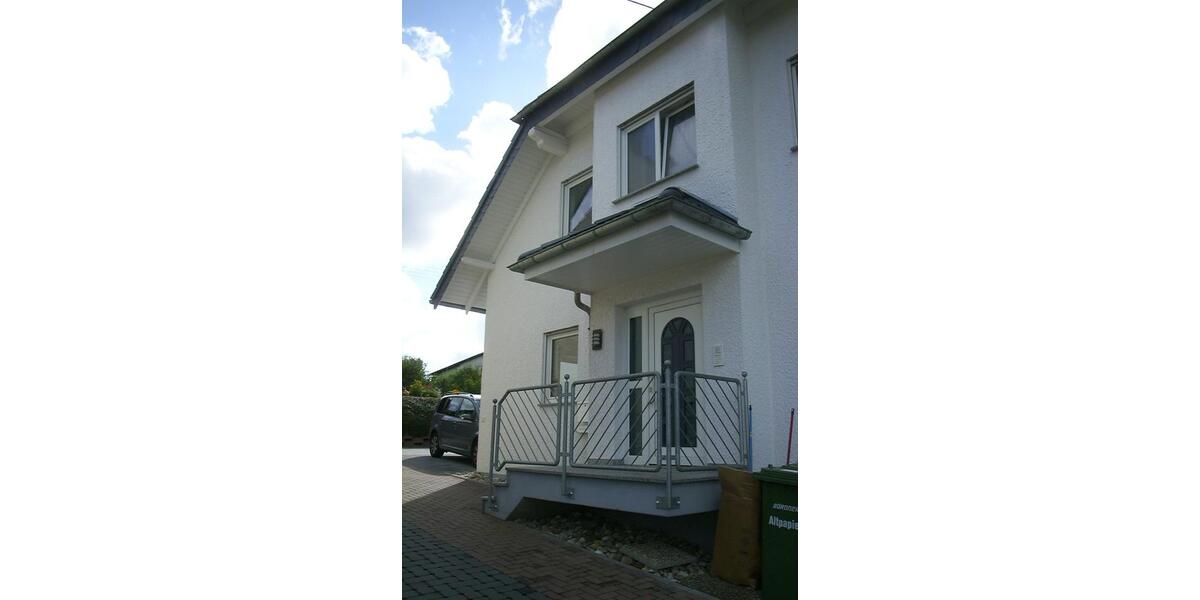 Einfamilienhaus Glashütten - 8 Zimmer, 247 m&sup2;, 2.730&euro; | Angebot:25770766