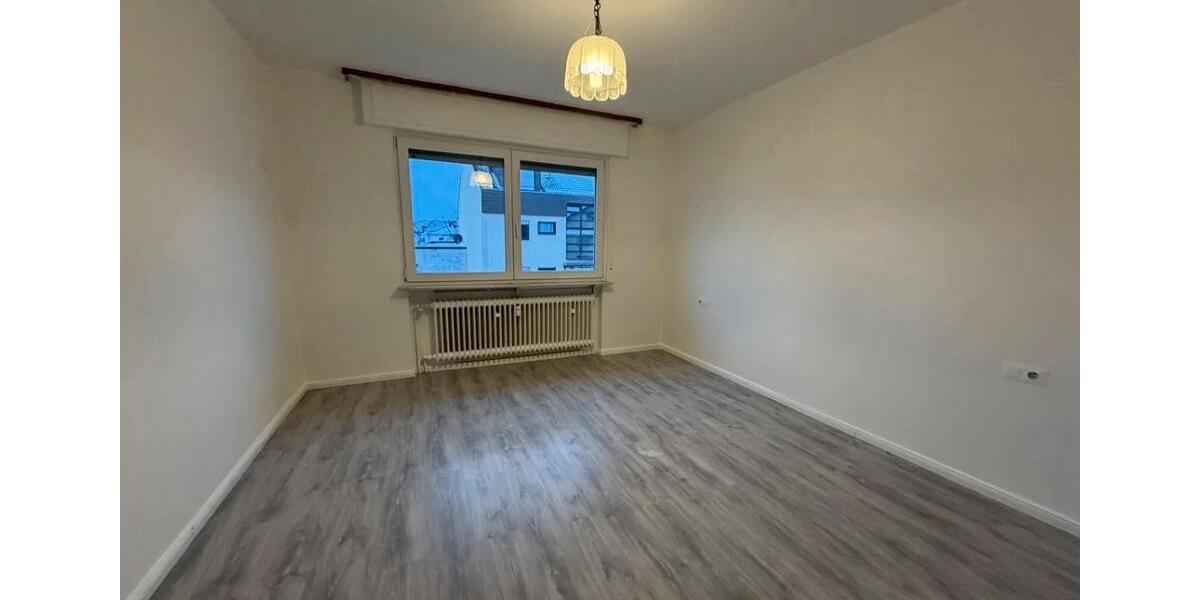 Erdgeschoßwohnung Offenbach am Main Bieber - 3 Zimmer, 70 m&sup2;, 1.250&euro; | Angebot:25645589