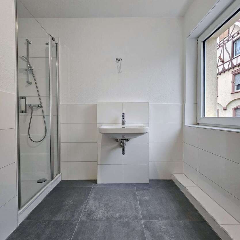 Wohnung zum Mieten in Frankfurt am Main 1.050 € 65.16 m² 2 zimmer