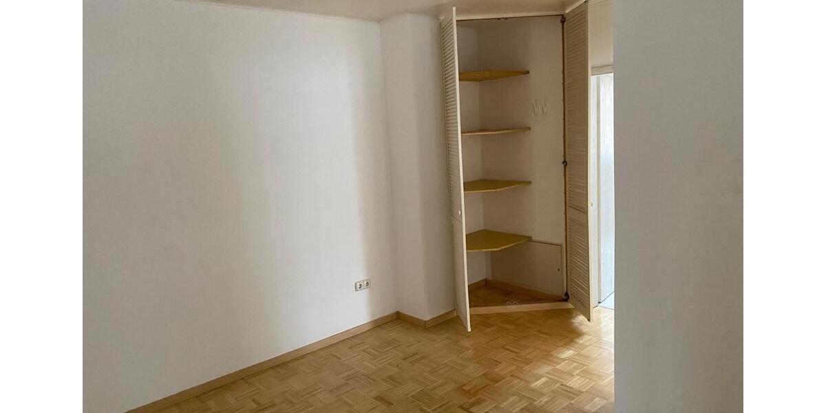 Attraktive 3,5-Zimmer OG Wohnung in Weiterstadt Braunshardt 3.5 zimmer
