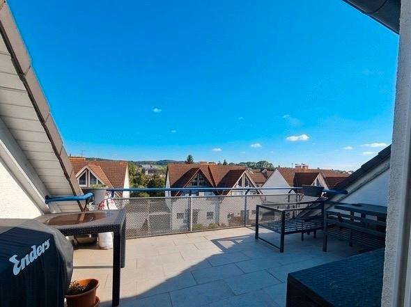 Dachgeschoßwohnung Hasselroth - 2 Zimmer, 65 m&sup2;, 220.000&euro; | Angebot:26777389