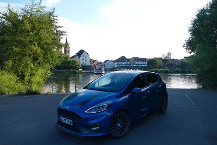 Ford Fiesta 85.178 km 16.499 &euro; Karlstein 63791