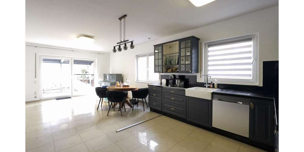 Haus zum Kaufen in Schwalbach am Taunus 729.000 € 124 m² 4 zimmer