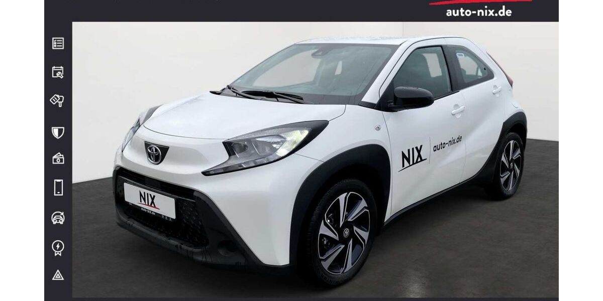 Toyota Aygo (X) 4.000 km 18.230 &euro; Eschborn 65760