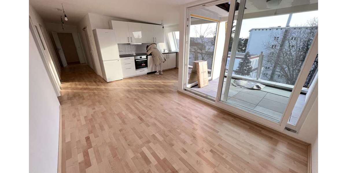 Wohnung zum Mieten in Offenbach am Main 1.290 € 95 m² 4 zimmer