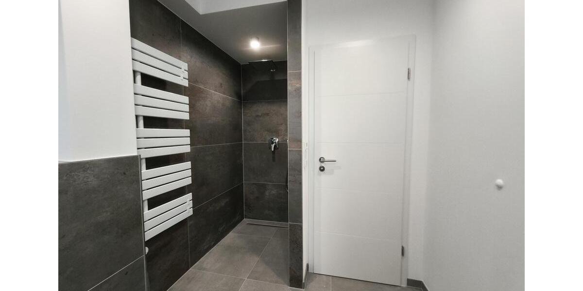 Dachgeschoßwohnung Frankfurt am Main Oberrad - 2 Zimmer, 62 m&sup2;, 1.450&euro; | Angebot:25405864