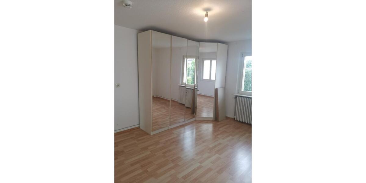 2ZW WOHNUNG ALTBAU WANNENBAD EBK WINTERGARTEN ZENTRALE LAGE FRIEDBERGER ANLAGE 15ECKE SANDWEGPFINGSTWEIDSTR PARK GEGENÜBER RUHIGE LAGE WOHNUNG GEHT NACH HINTEN ZUM GARTEN 2 zimmer