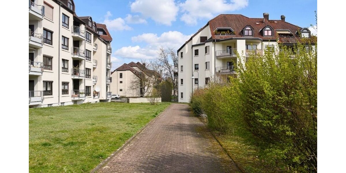 **RESERVIERT** Ansprechende 3-Zimmer-Eigentumswohnung mit Sonnenbalkon und Tiefgaragenstellplatz in Bad Homburg vor der Höhe – Ober-Eschbach - Etagenwohnung Bad Homburg Gonzenheim | Angebot:26336945