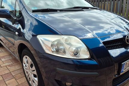 Toyota Auris 149.600 km 2.900 &euro; Darmstadt 64293
