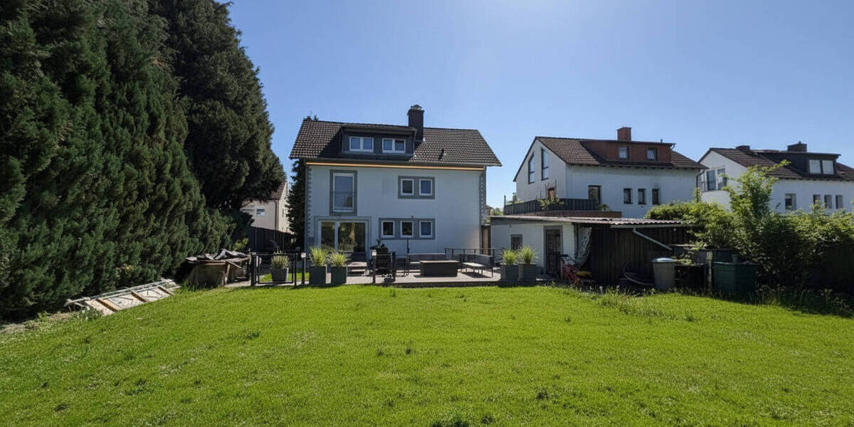Mehrfamilienhaus, Wohnhaus Bad Vilbel - 8 Zimmer, 181 m&sup2;, 880.000&euro; | Angebot:26451854