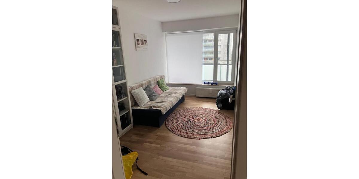Etagenwohnung Frankfurt am Main Nord-Ost - 3 Zimmer, 82 m&sup2;, 1.150&euro; | Angebot:25632932