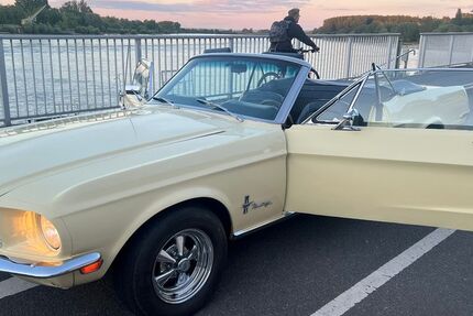 Ford Mustang 2.000 km 52.500 &euro; Rüsselsheim 65428