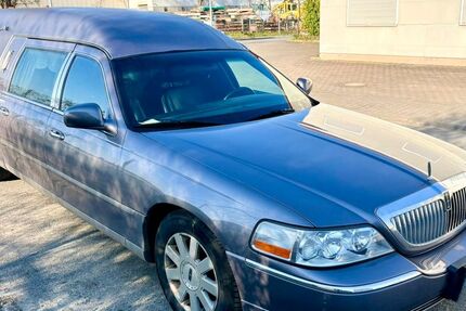 Lincoln Andere 180.000 km 5.500 &euro; Nauheim 64569