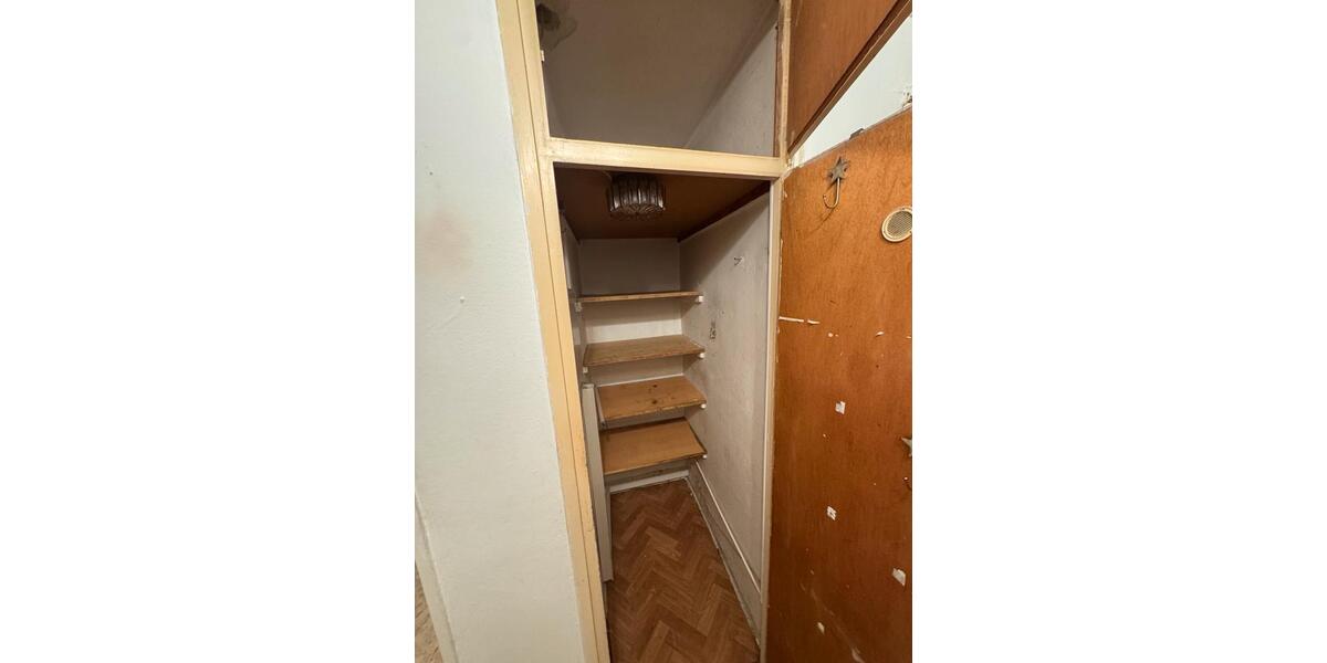 Erdgeschoßwohnung Frankfurt am Main Ost - 4 Zimmer, 90 m&sup2;, 1.300&euro; | Angebot:26454166