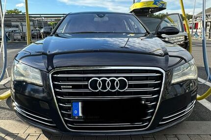Audi A8 317.000 km 16.500 € Frankfurt 60433