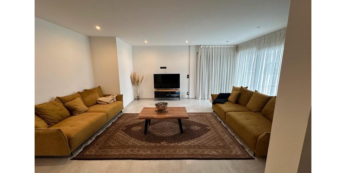 Einfamilienhaus Rodgau - 4 Zimmer, 170 m&sup2;, 1.690&euro; | Angebot:25479982