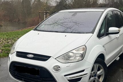 Ford S-Max 227.000 km 5.900 € Frankfurt am main 60388