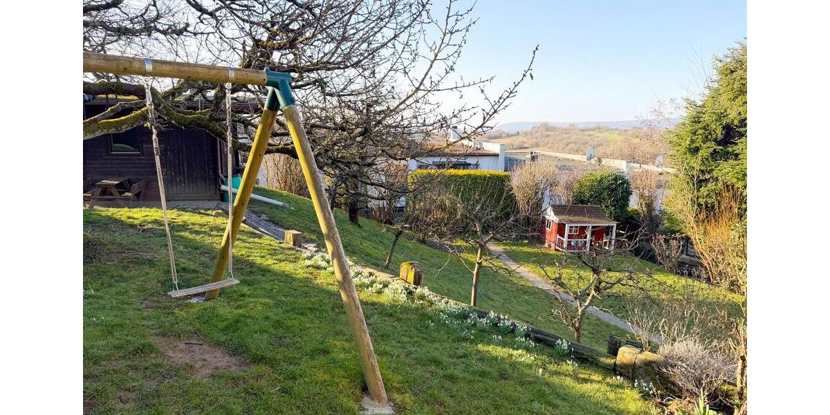 Einfamilienhaus Bad Soden am Taunus - 6 Zimmer, 178 m&sup2;, 3.200&euro; | Angebot:25750508