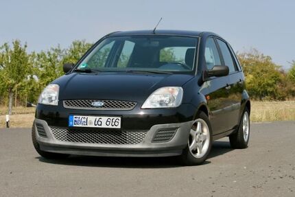 Ford Fiesta 140.000 km 2.190 &euro; Nidderau 61130
