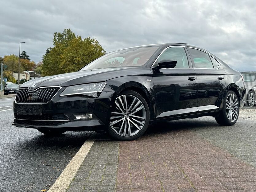 Skoda Superb 122.000 km 19.990 € Bad Homburg 61350