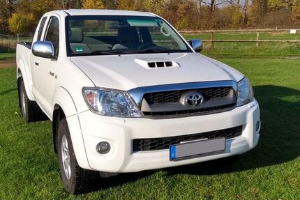 Toyota Hilux 301.000 km 14.500 € Dreieich 63303