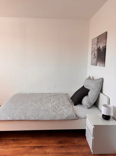 Etagenwohnung Frankfurt am Main Eschersheim - 1 Zimmer, 43 m&sup2;, 595&euro; | Angebot:26036934